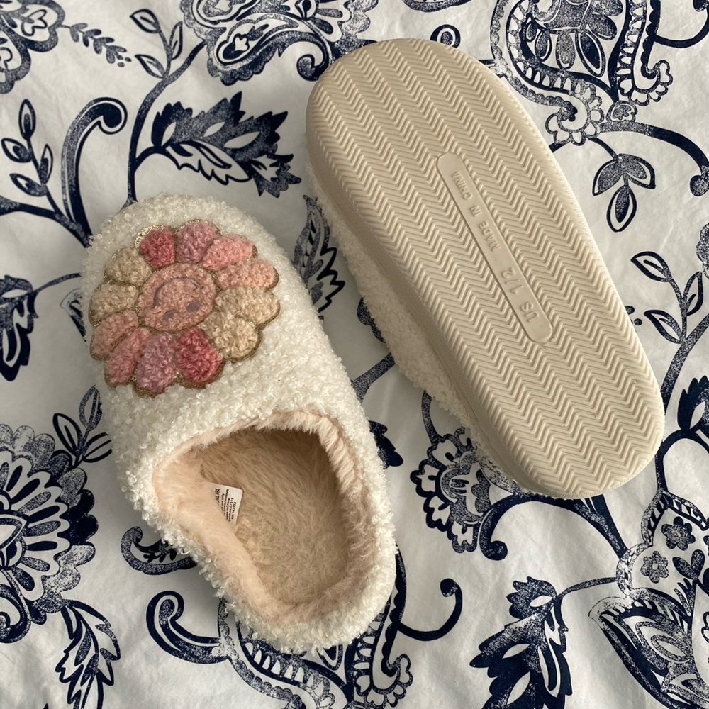Slippers